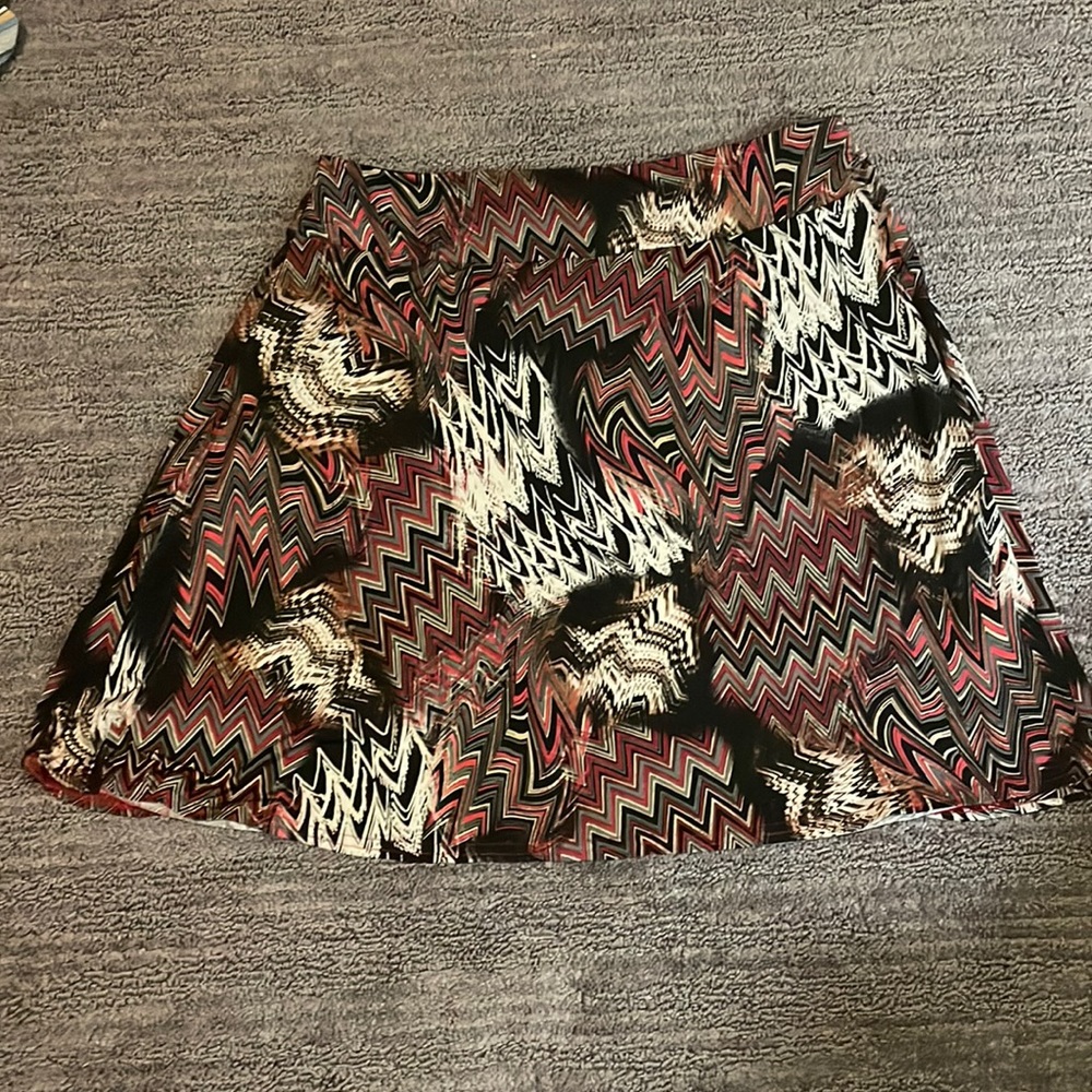 Earthtone patterned‎ Lycra skirt